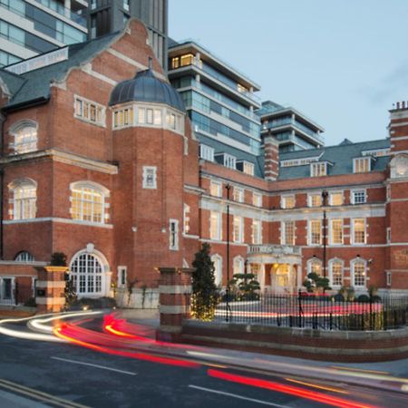 The Lalit London Hotel Exterior photo The former St Mary's Hospital