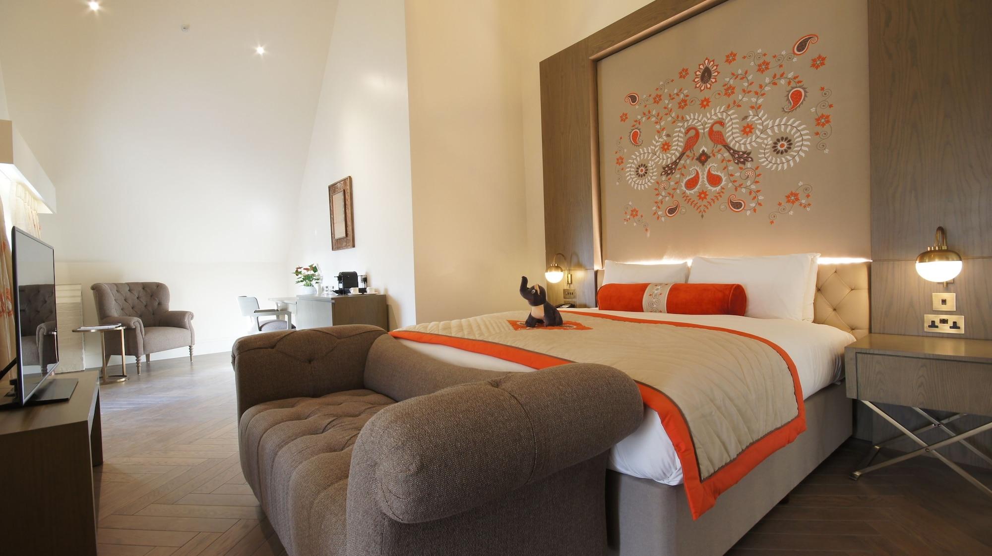 The Lalit London Hotel Exterior photo