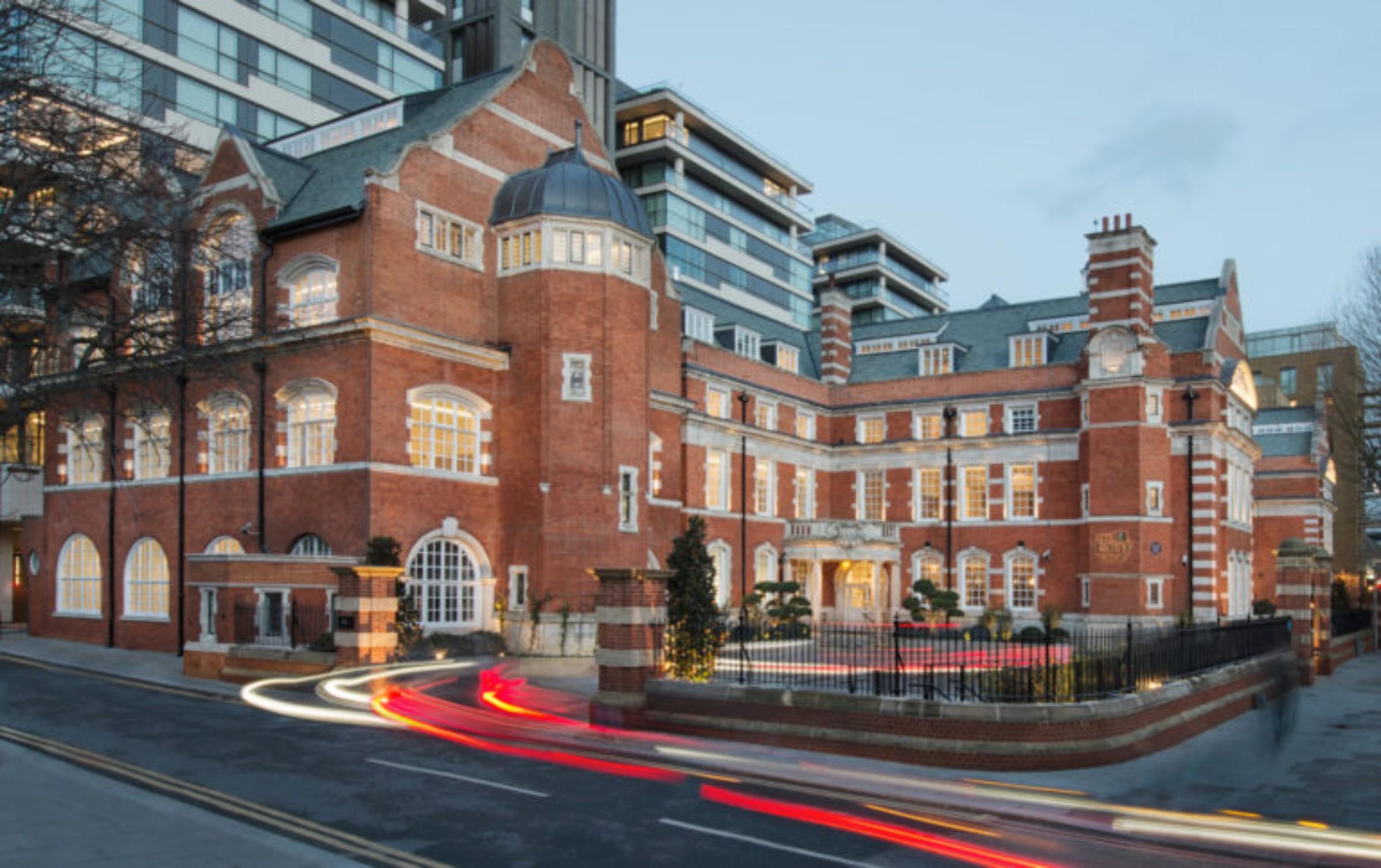 The Lalit London Hotel Exterior photo The former St Mary's Hospital